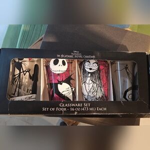 The Nightmare Before Christmas Glassware Set